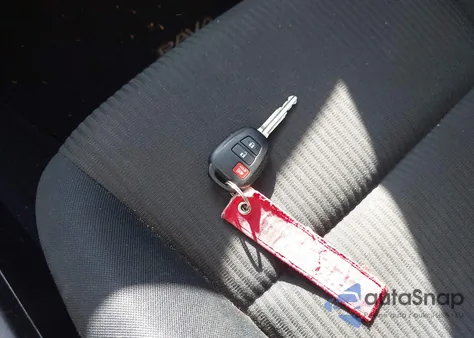 2015 Toyota Rav4 Le z USA, uszkodzony, nr VIN JTMBFREV0FJ030182